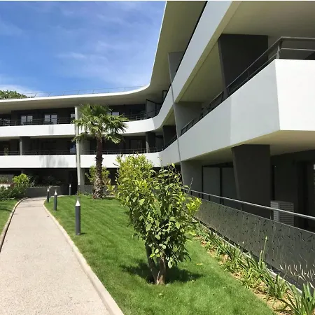 Apartment Pearl - Seaside Rooftop Pool Villeneuve-Loubet